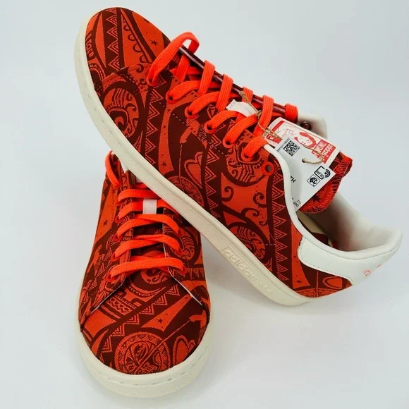 adidas gazelle silver green womens adidas x disney moana fortarun 2.0 cloudform shoes 5C – Sunflower Collective main image 0